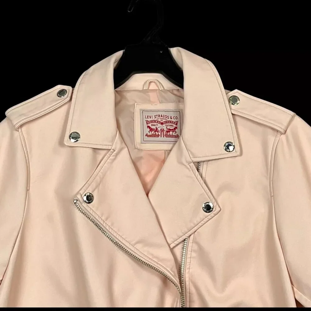 Levi's Women's Faux Leather Motorcycle Jacket Size 1X Light Pink Water Resistant